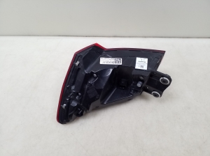 AUDI A6 C8 (2018–2025) Eckleuchte hinten 4K5945091 - 3