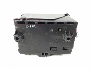 Peugeot 3008 (2009–2016) Batteriehalter - 5