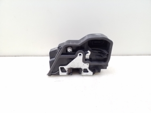 BMW 3 SERIES F30 (2011–2018) Rear side door lock 7202147 - 2