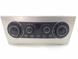 Mercedes Benz CLK-Class 209 (2002–2009) Heater control panel A2038304085 - 3