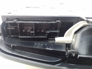 Mercedes Benz CLK-Class 209 (2002–2009) Eesmine sisevalgustuspaneel A2038208201 - 2