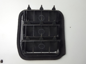 Honda CR-V (2016–2026) Rear fender vent grille 75450SMA - 2