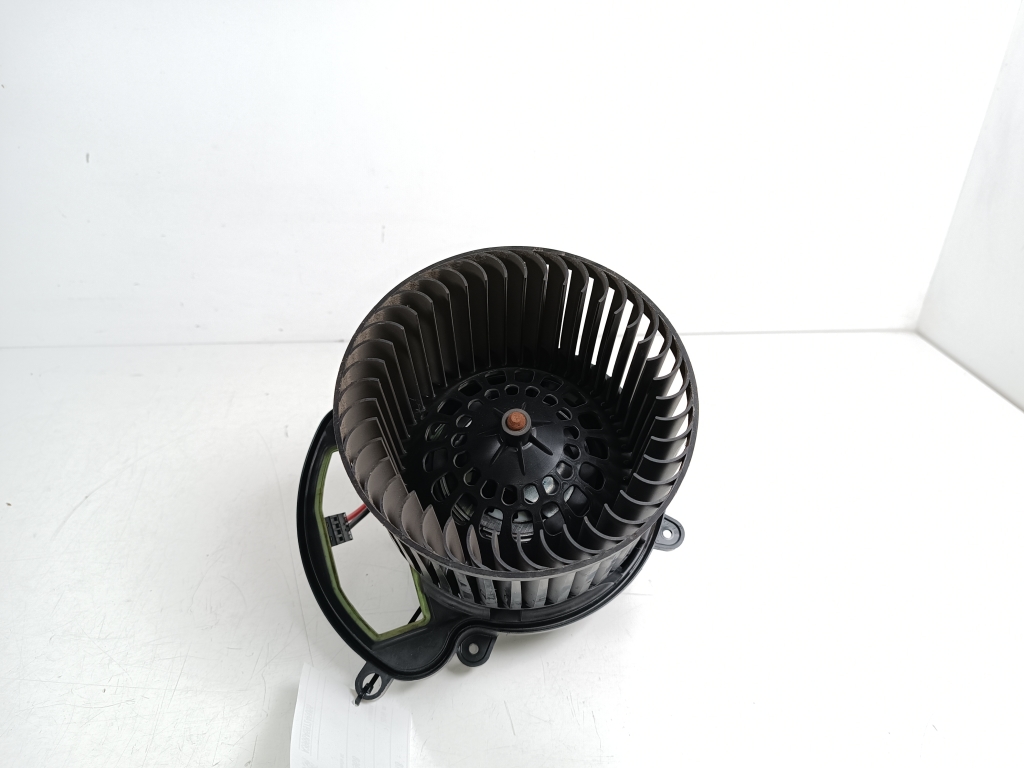 RENAULT Kadjar 1 generation (2015-2024) Нагревательный вентиляторный моторчик салона 272109102R 22612198