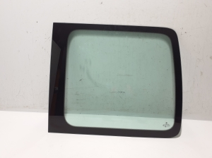 Rear quarter glass - 2K3845331