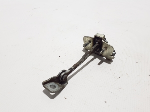 Dacia Logan II (2012–2026) Rear side door opening limiter - 2