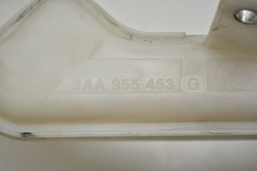 VOLKSWAGEN Passat B7 (2010-2015) Window Washer Tank 3AA955453G 25382221