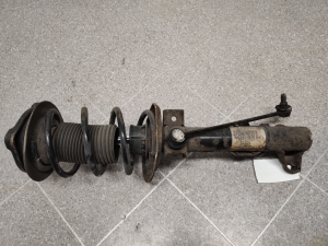 Mercedes Benz C-Class 204 (2007–2014) Eesmine amortisaator A2043200530 - 3