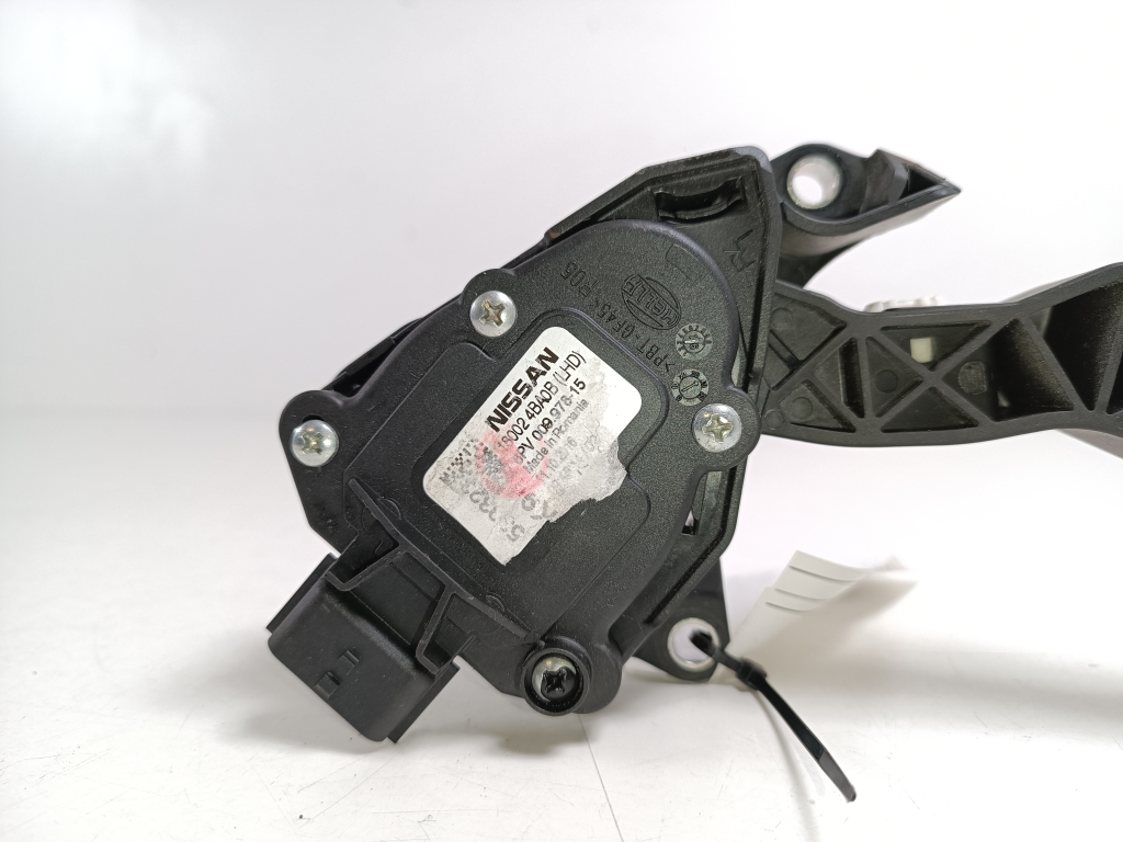 RENAULT Kadjar 1 generation (2015-2024) Akseleratoriaus (gazo) pedalas 180024BA0B 22612092
