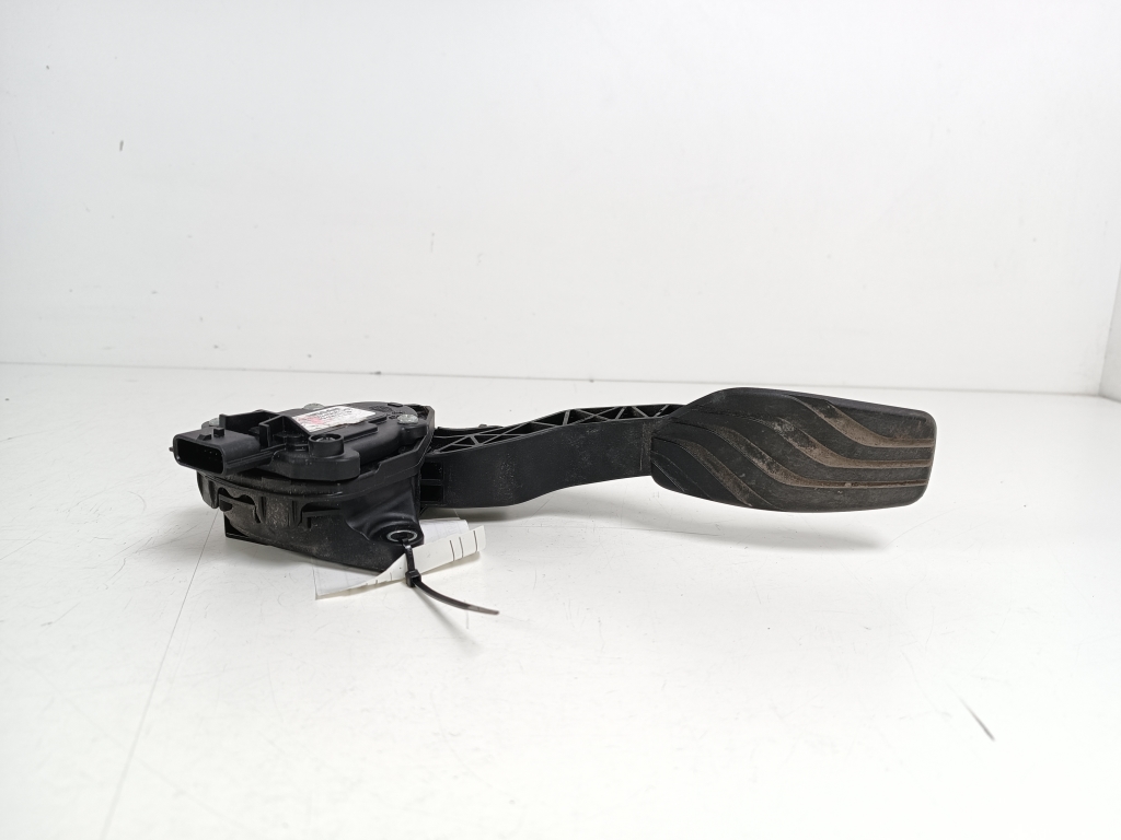 RENAULT Kadjar 1 generation (2015-2024) Throttle Pedal 180024BA0B 22612092