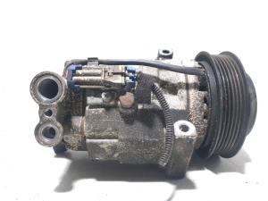  Air conditioner compressor 