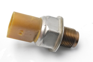AUDI A4 B7 (2004–2008) Fuel rail pressure sensor 03L906051 - 4