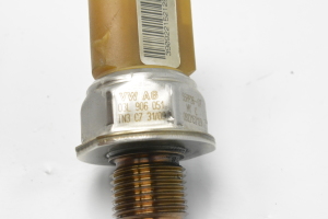  High pressure fuel line sensor 