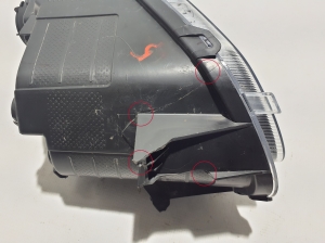 Dacia Spring (2021–2026) Front bumper fog light 260101001R - 5