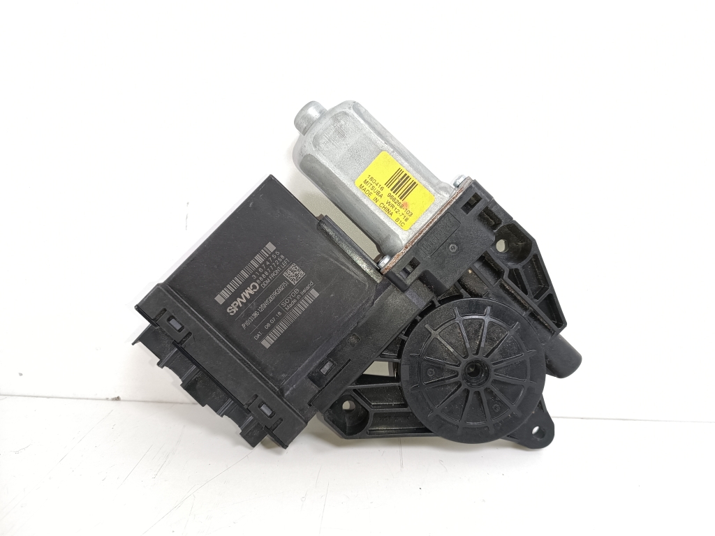 VOLVO V60 1 generation (2010-2020) Moteur de lève-vitre de porte avant gauche 966268103 22586095