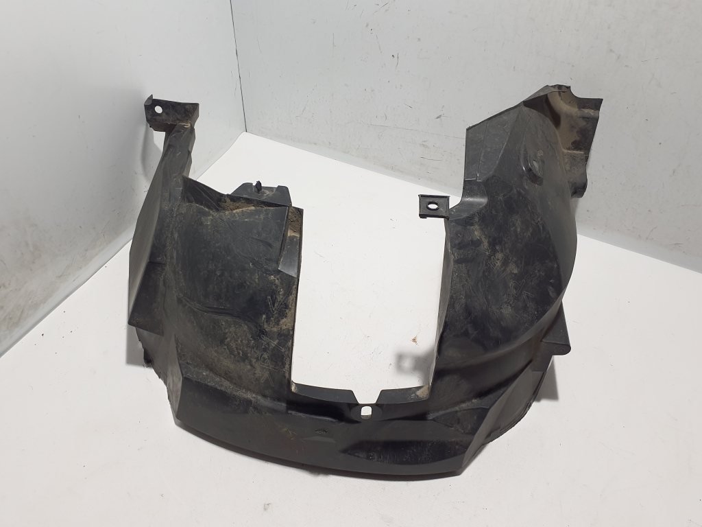 Used Dacia Duster Front fender 638412328R