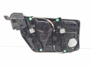 Mercedes Benz GLA-Class 156 (2013–2019) Front door window regulator A1767200279 - 2
