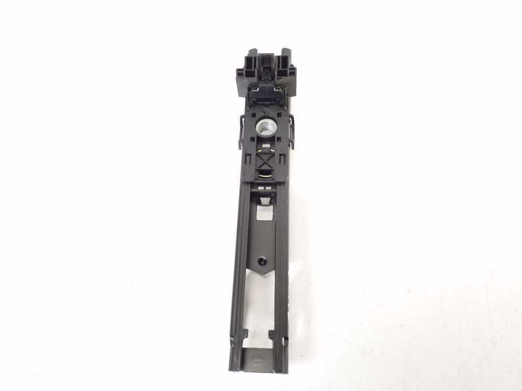 MERCEDES-BENZ GLA-Class X156 (2013-2020) Front Right Seat Belt Height Adjuster A0008600388 22611335