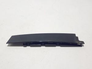 RENAULT Captur (2019–2026) Rear side door outer window molding 822832338R - 4