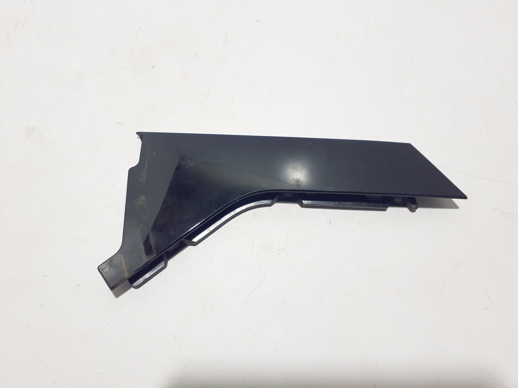 Used RENAULT Captur Rear side door strip to glass outer 822344853R