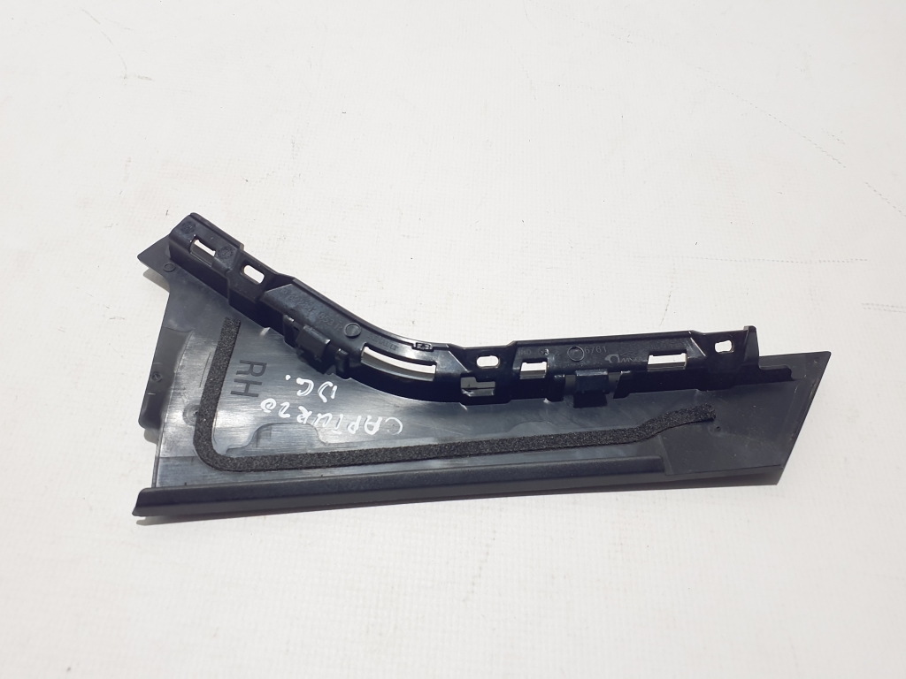 Used RENAULT Captur Rear side door strip to glass outer 822344853R