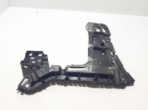  Rear bumper bracket 