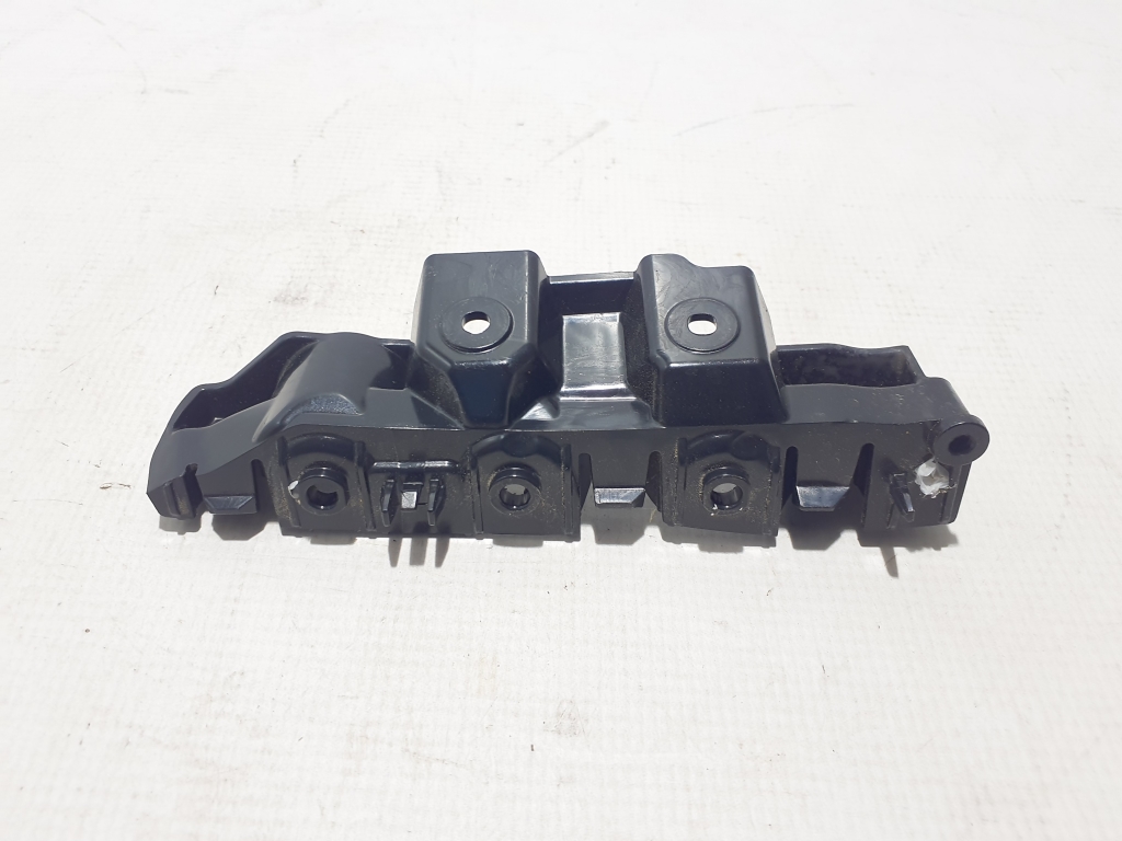 Dacia Sandero III (2021–2026) Front bumper bracket 622231356R Dacia Sandero III (2021–2026) Front bumper bracket 622231356R