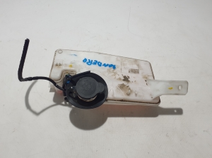 Front washer fluid reservoir - 289105984R