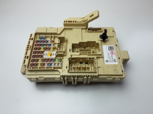 Interior fuse box - 91953K4750