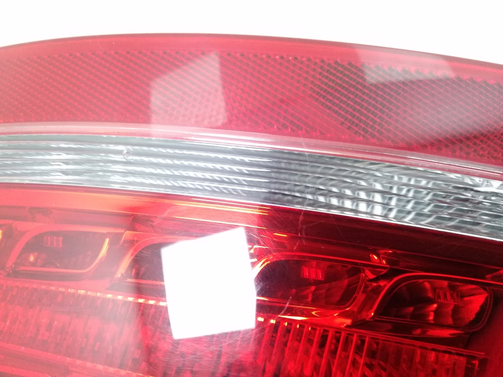 AUDI A5 8T (2007-2016) Rear Right Taillight Lamp 8T0945096 25018174