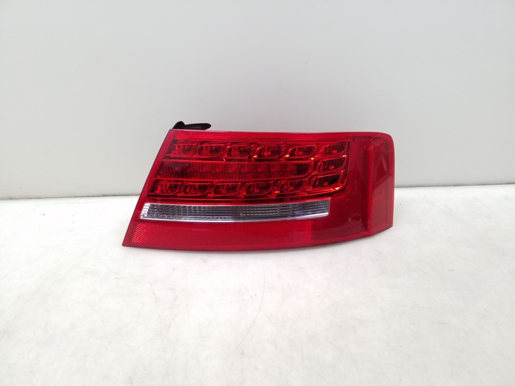 AUDI A5 8T (2007-2016) Rear Right Taillight Lamp 8T0945096 25018174