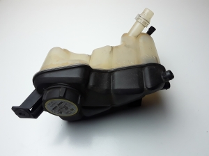  Tank for coolant 