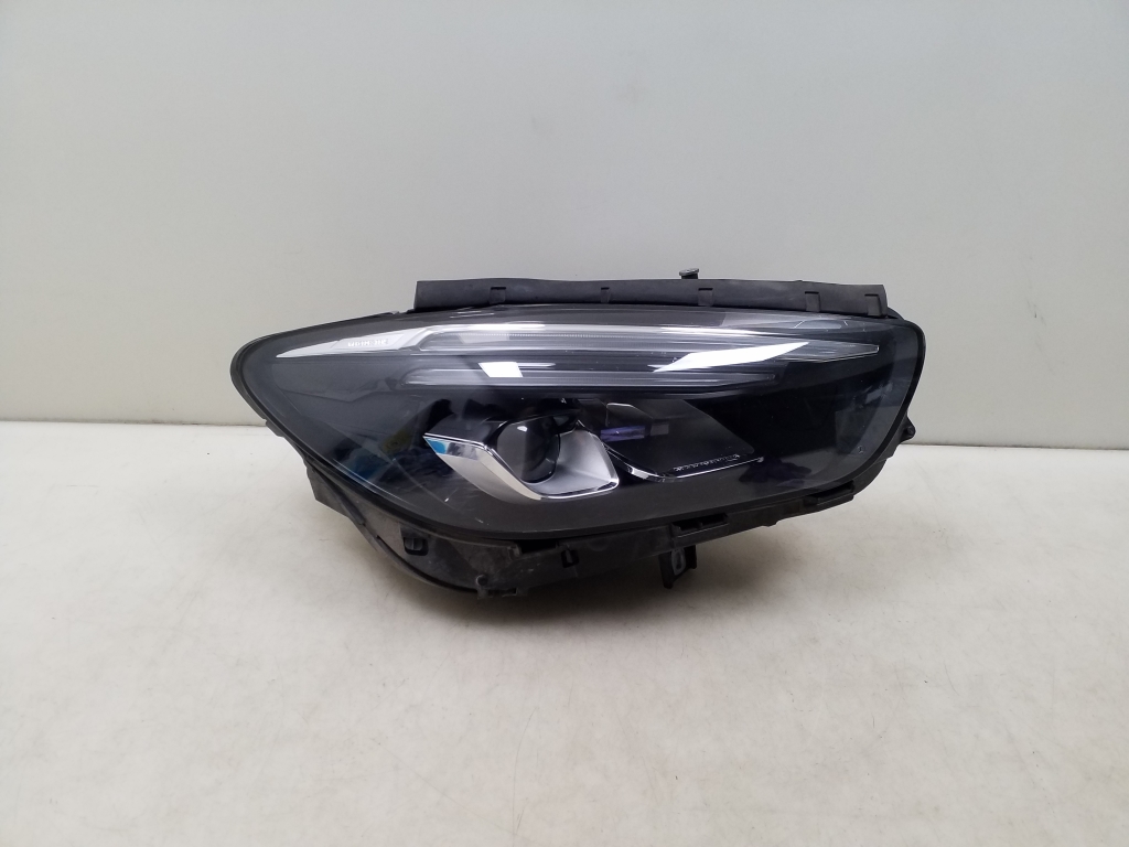 Mercedes Benz B-Class 247 (2018–2026) Scheinwerfer vorne A2479061405 Mercedes Benz B-Class 247 (2018–2026) Scheinwerfer vorne A2479061405