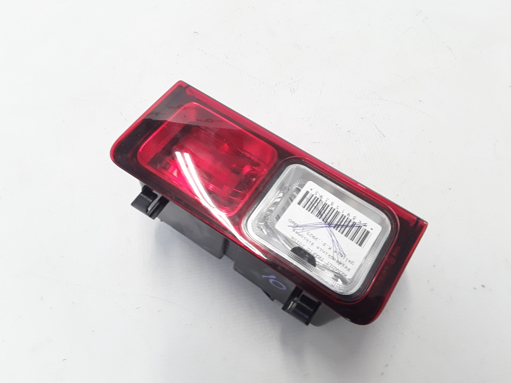 Used RENAULT Trafic Rear fog lamp 265598248R