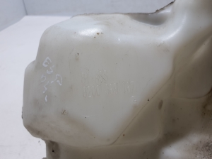 RENAULT Espace IV (2002–2014) Front washer fluid reservoir 8200368759 - 2