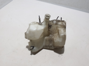 RENAULT Espace IV (2002–2014) Front washer fluid reservoir 8200368759 - 5