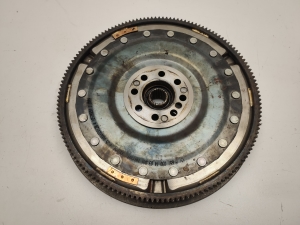   Clutch flywheel 