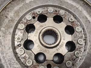  Clutch flywheel 