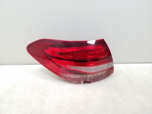 Mercedes Benz C-Class 205 (2014–2021) Eckleuchte hinten A2059065100