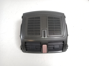  Interior panel ventilation grilles 