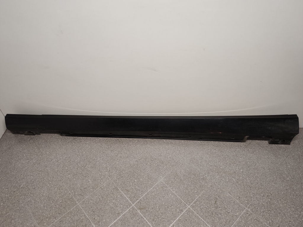 Mercedes Benz E-Class W212 (2009–2015) Schwellerverkleidung außen A2126900140 Mercedes Benz E-Class W212 (2009–2015) Schwellerverkleidung außen A2126900140