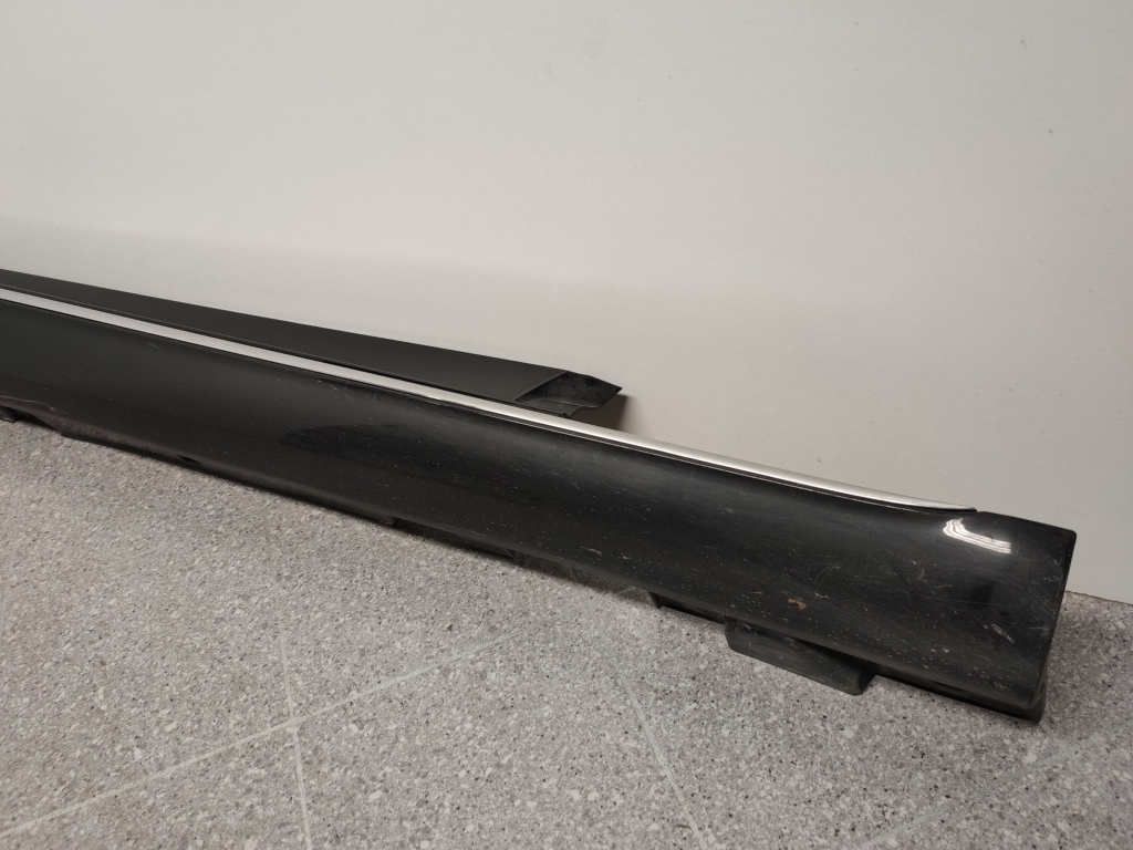 MERCEDES-BENZ C-Class W205/S205/C205 (2014-2023) Right Side Plastic Sideskirt Cover A2056907002 22601318