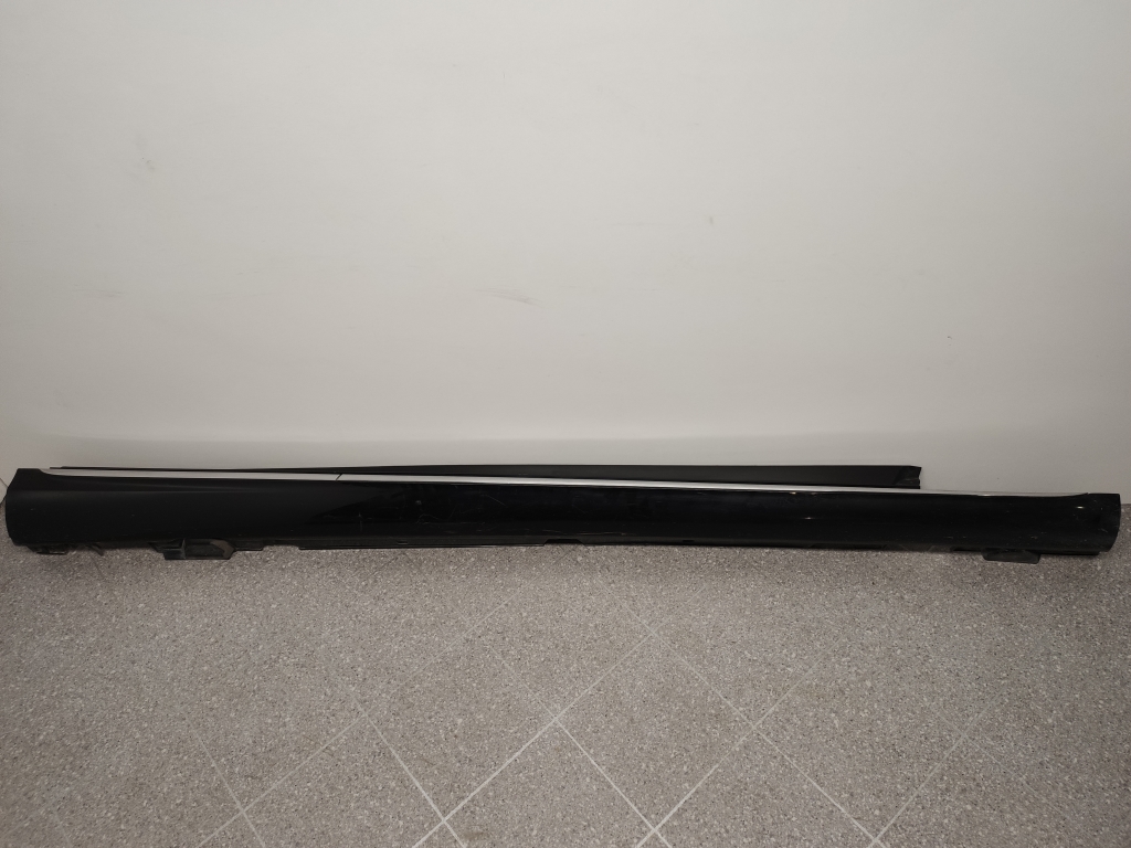 MERCEDES-BENZ C-Class W205/S205/C205 (2014-2023) Right Side Plastic Sideskirt Cover A2056907002 22601318