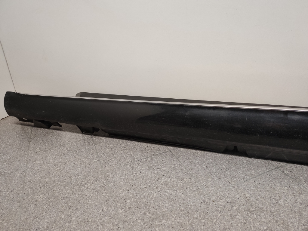 MERCEDES-BENZ C-Class W205/S205/C205 (2014-2023) Left Side Plastic Sideskirt Cover A2056906902 22601315