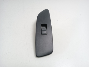   Rear side door glass switch 