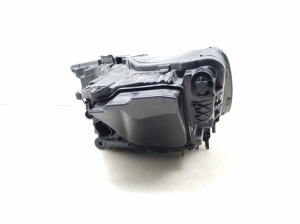 AUDI A6 C8 (2018–2025) Esituli 4K0941040 - 2