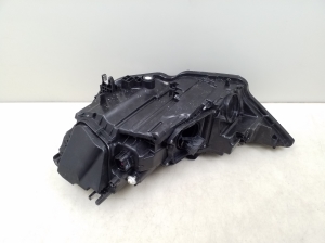 AUDI A6 C8 (2018–2025) Esituli 4K0941040 - 7
