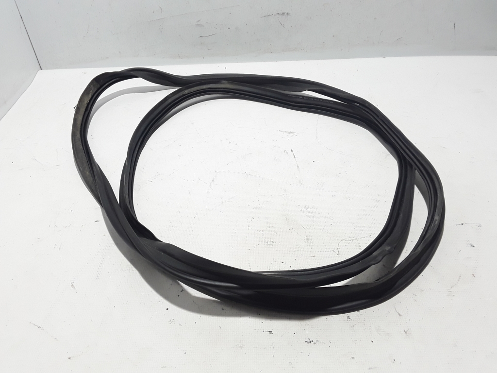 AUDI A7 C7/4G (2010-2020) Rear door sealing rubber (on the body) 4G8827705A 22662724