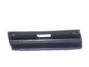 Mercedes Benz S-Class 140 (1991–1998) Esikaitseraua pukseerimiskonksu kate 1408850926 - 2