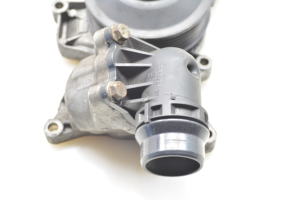BMW X5 E70 (2006–2013) Water pump - 4
