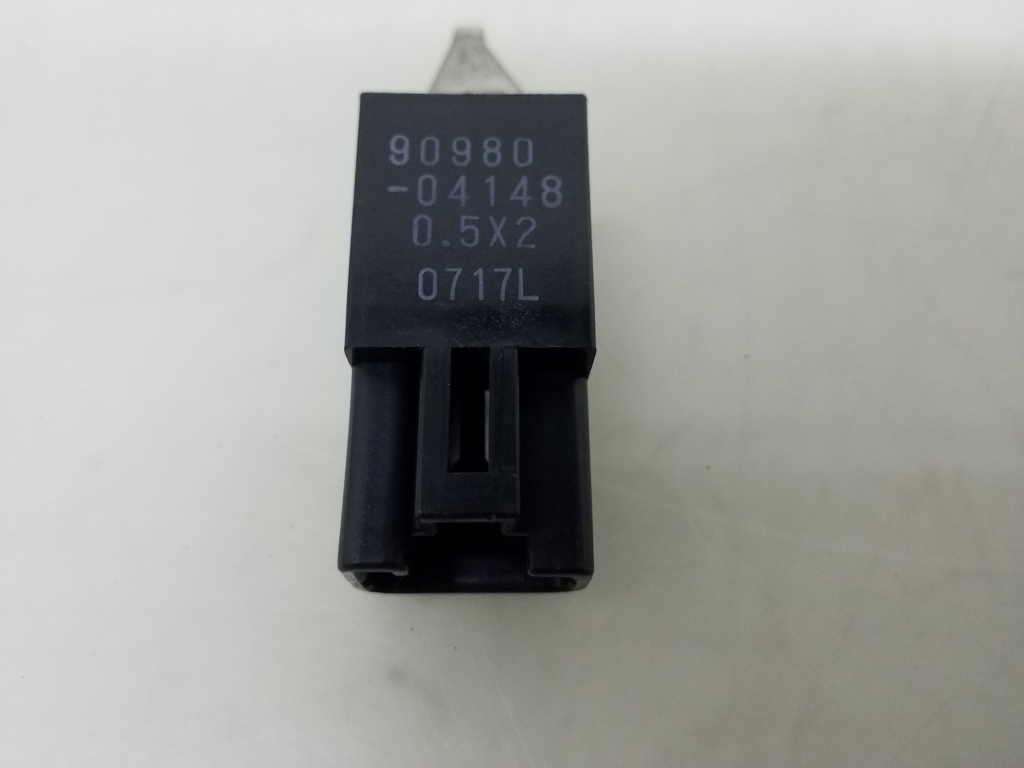 TOYOTA Yaris 2 generation (2005-2012) Relays 9098004148 20980278